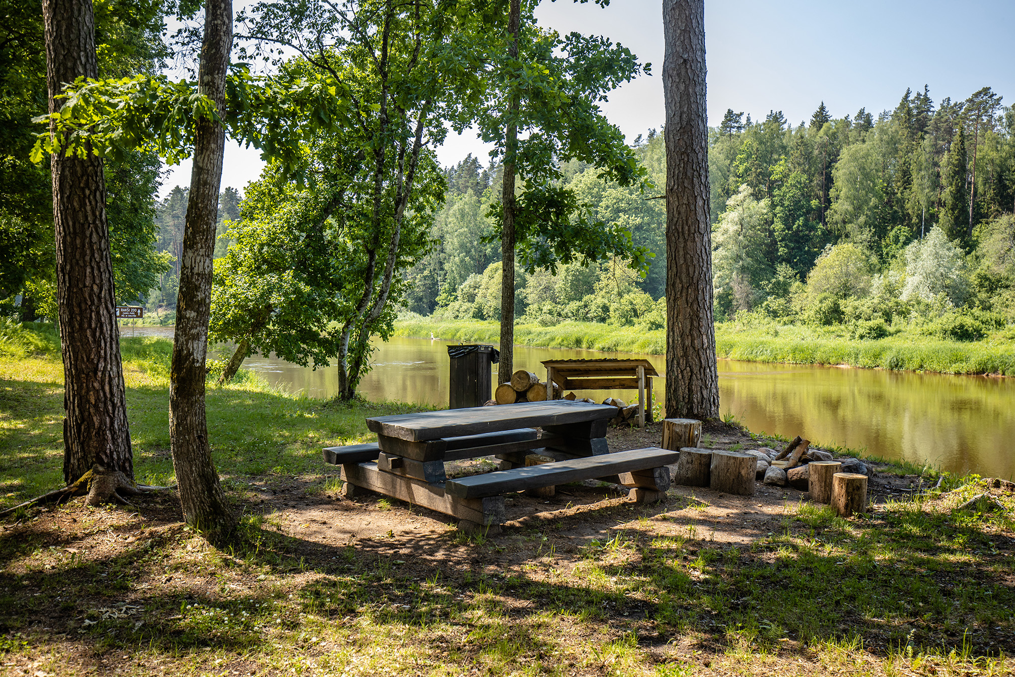 Gauja Atpūta Teltis Ozolkalns Pikniks